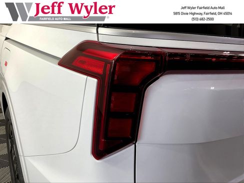 New 2026 Kia Carnival EX FWD image 14
