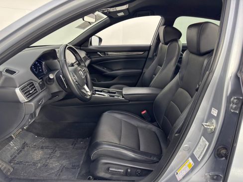 Used 2018 Honda Accord Sport image 15