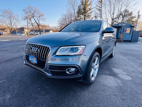 Used 2017 Audi Q5 2.0T Premium Plus w/ Technology Package image 12