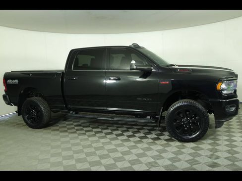 Used 2020 RAM 2500 Big Horn w/ Night Edition AWD/4WD image 2