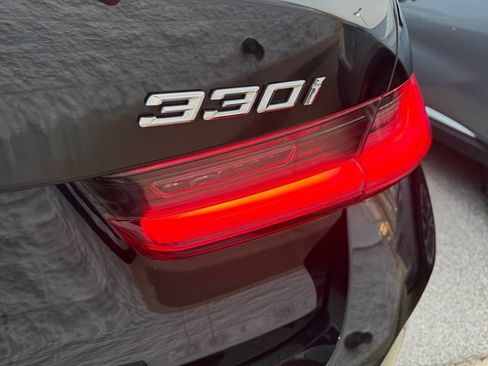 Used 2025 BMW 330i xDrive Sedan AWD/4WD image 35