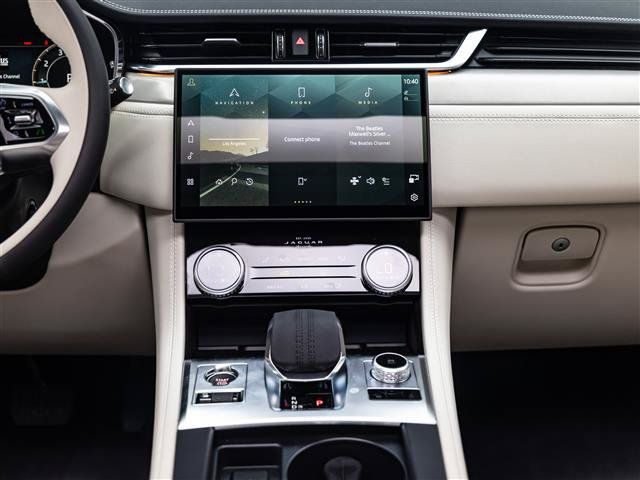 New 2026 Jaguar F-PACE R-Dynamic S AWD/4WD image 30