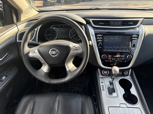 Used 2016 Nissan Murano Platinum w/ Platinum Technology Package FWD image 11