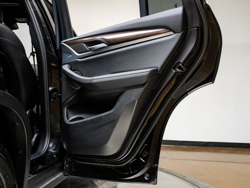 Used 2024 BMW X4 xDrive30i image 55