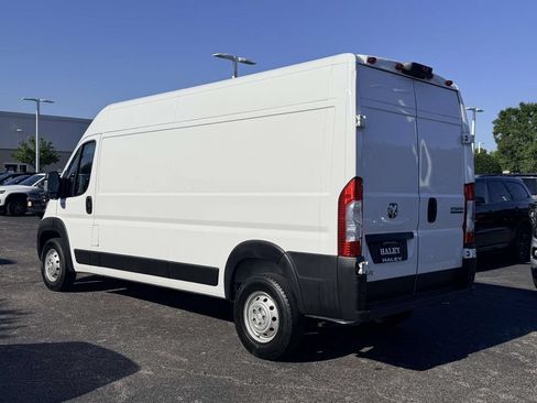 Used 2023 RAM ProMaster 2500 FWD image 4