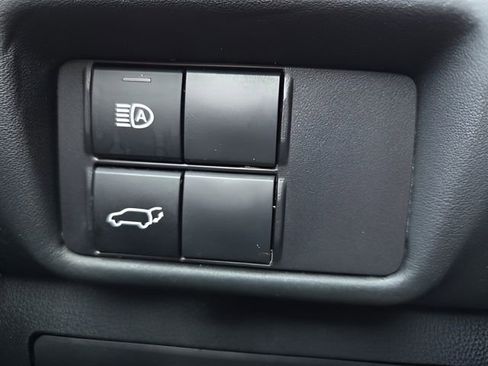 Used 2022 Toyota Highlander XLE image 22