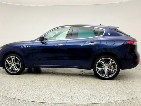 Used 2023 Maserati Levante GT AWD/4WD image 8