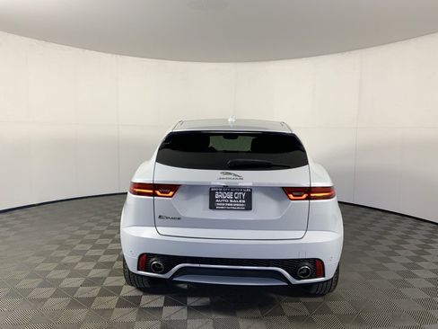 Used 2018 Jaguar E-PACE First Edition image 8