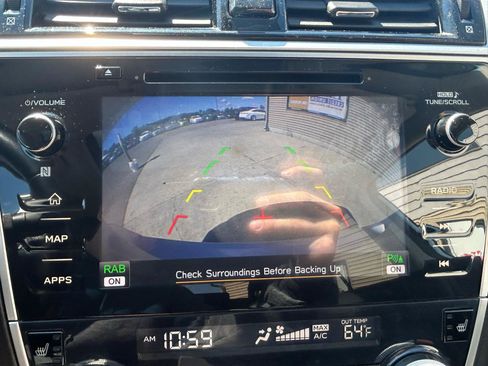 Used 2018 Subaru Outback 2.5i Limited AWD/4WD image 24