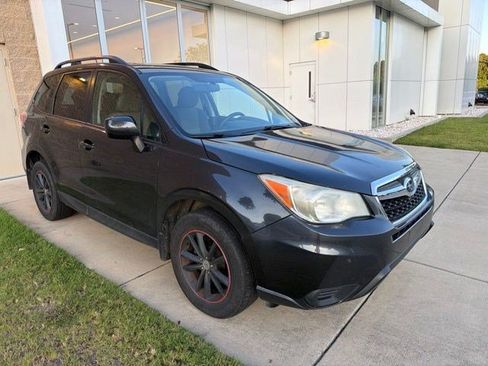 Used 2015 Subaru Forester 2.5i Premium w/ All-Weather Package AWD/4WD image 7