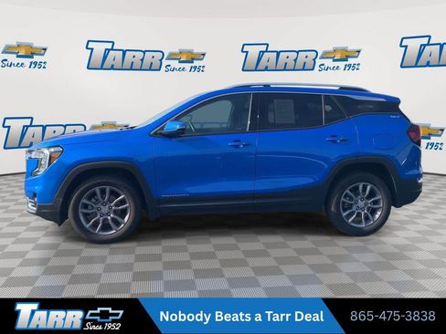Used 2024 GMC Terrain SLT AWD/4WD image 5
