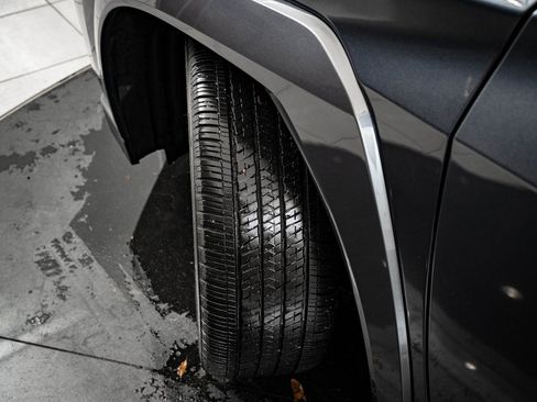 Used 2022 Lexus UX 250h w/ Premium Package image 46