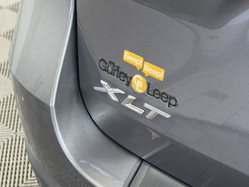 Used 2022 Ford Explorer XLT w/ Equipment Group 202A image 16