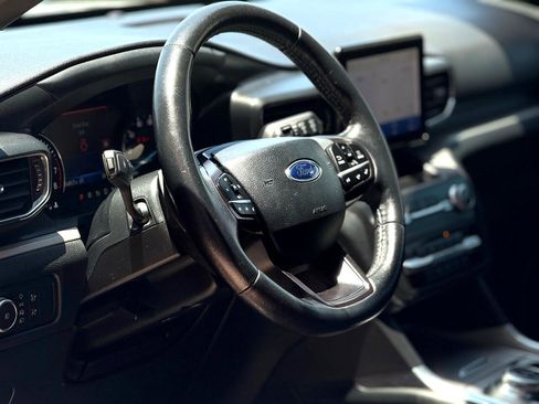 Used 2020 Ford Explorer XLT w/ Equipment Group 202A image 9