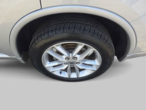 Used 2024 Dodge Durango GT image 38