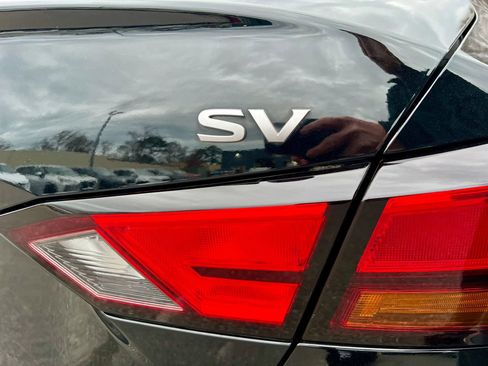 Used 2024 Nissan Altima 2.5 SV image 15