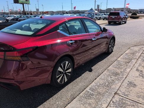 Used 2022 Nissan Altima 2.5 SL image 5