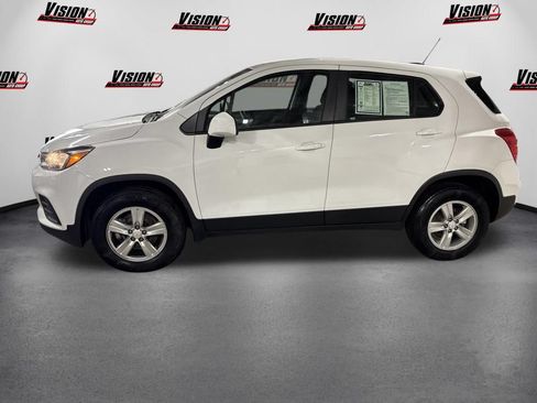 Used 2018 Chevrolet Trax LS AWD/4WD image 8