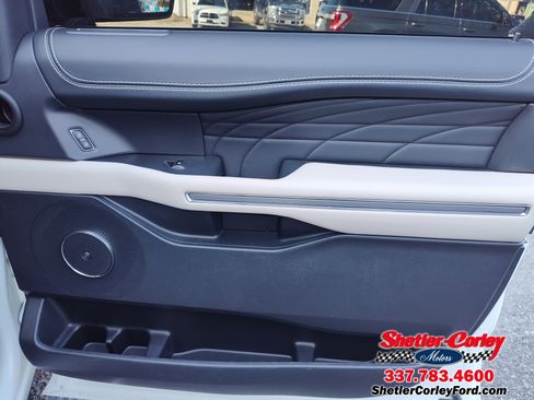 Used 2024 Ford Expedition Max Platinum image 26