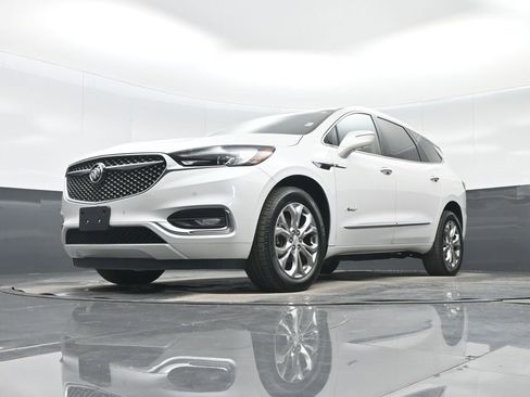 Used 2020 Buick Enclave Avenir AWD/4WD image 25