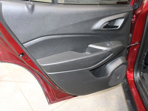 Used 2024 Chevrolet Trax ACTIV w/ Driver Confidence Package image 18