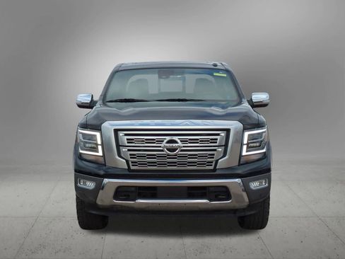 Used 2021 Nissan Titan Platinum Reserve w/ Moonroof Package image 9