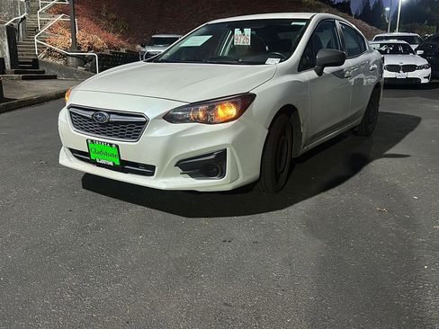Used 2018 Subaru Impreza 2.0i image 1