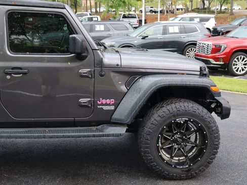 Used 2018 Jeep Wrangler Unlimited Sport image 6