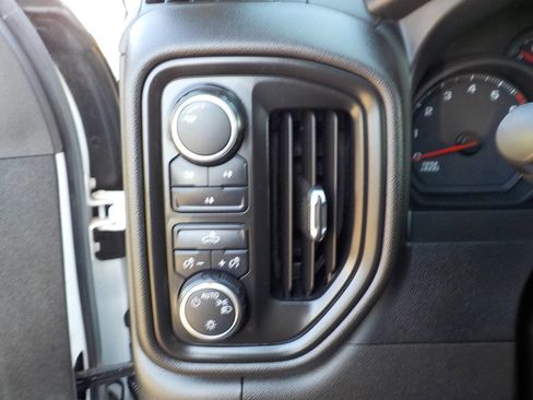 Used 2022 Chevrolet Silverado 2500 W/T w/ WT Convenience Package AWD/4WD image 15