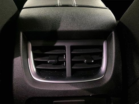 Used 2024 Chevrolet Blazer LT image 12