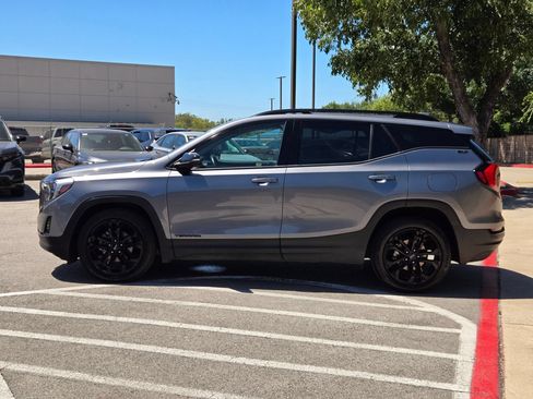Used 2020 GMC Terrain SLT w/ Preferred Package FWD image 6