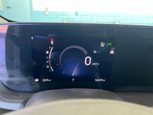 Used 2025 Buick Encore GX Preferred image 40