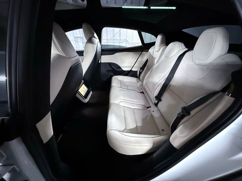 Used 2021 Tesla Model S Plaid image 20