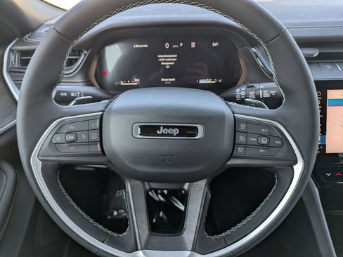 New 2026 Jeep Grand Cherokee Altitude RWD image 20