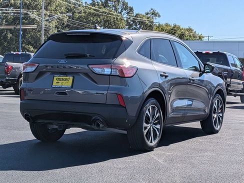 Used 2022 Ford Escape SEL w/ SEL Stealth AWD Package image 7