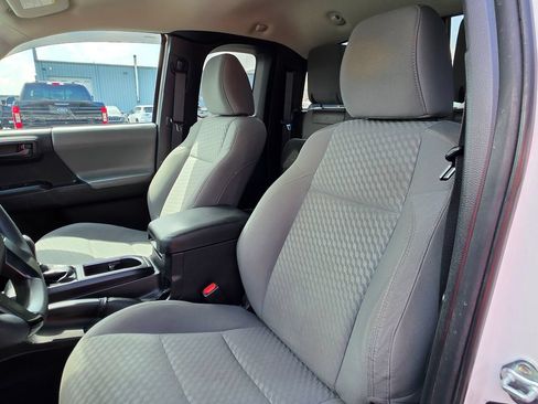 Used 2021 Toyota Tacoma SR w/ SR Convenience Package AWD/4WD image 11