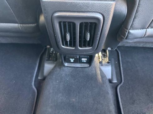 Used 2019 Jeep Compass Latitude AWD/4WD image 47