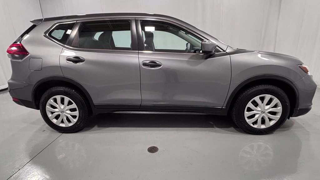 Used 2018 Nissan Rogue S AWD/4WD image 5