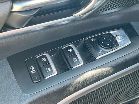 Used 2025 Kia Telluride EX X-Line AWD/4WD image 18