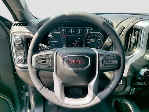 Used 2022 GMC Sierra 1500 SLT AWD/4WD image 13