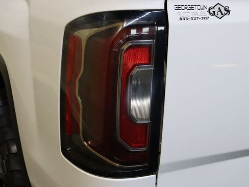 Used 2016 GMC Sierra 1500 SLE image 19