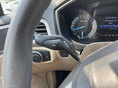 Used 2016 Ford Fusion SE FWD image 27