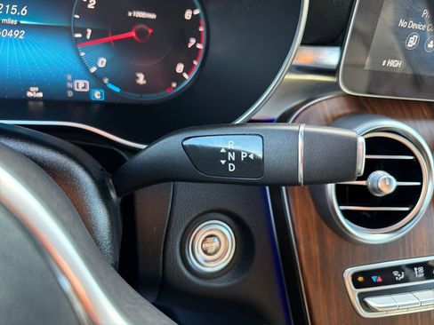 Used 2022 Mercedes-Benz GLC 300 4MATIC image 35