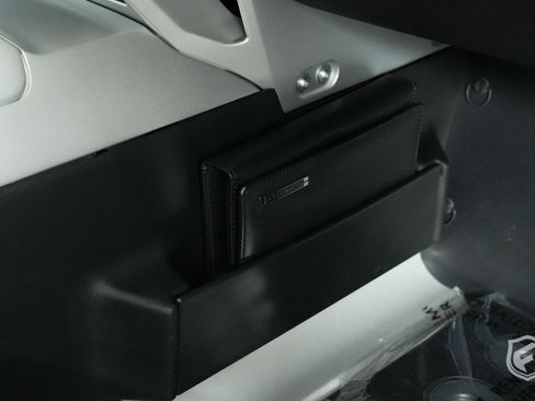 Used 2005 Ford GT image 39