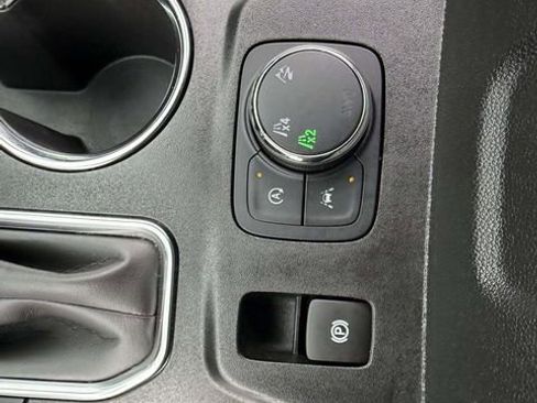 Certified 2023 Chevrolet Traverse LT image 23