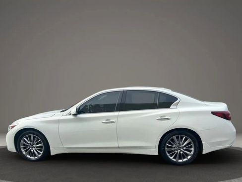 Used 2019 INFINITI Q50 Luxe w/ Essential Package (3.0T Luxe) image 8