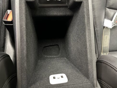 Used 2017 Cadillac XT5 Luxury image 28