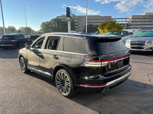 Certified 2023 Lincoln Aviator Black Label w/ Dynamic Handling Package image 5