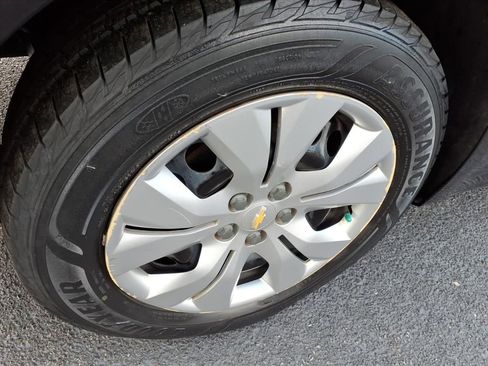 Used 2015 Chevrolet Cruze LS image 7