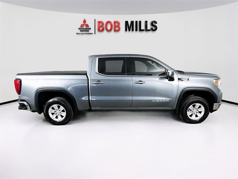 Used 2020 GMC Sierra 1500 SLE w/ SLE Value Package image 8